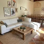 Domaine Des Lions - Maison De Charmante A Holiday home *