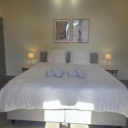 Ferienhaus Domaine Des Lions - Maison De Vacances Charmante Pour 10P Avec Grand Jardin Prive Sérignan