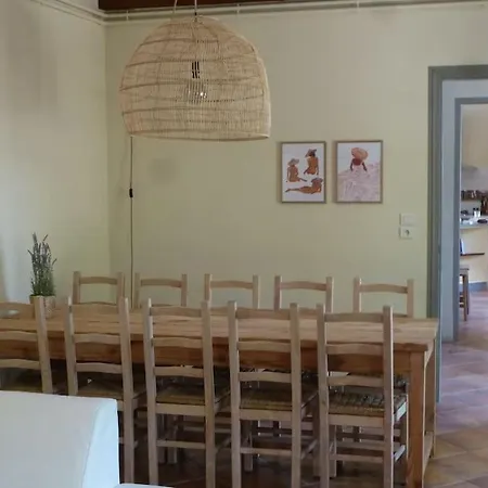 Ferienhaus Domaine Des Lions - Maison De Vacances Charmante Pour 10P Avec Grand Jardin Prive *