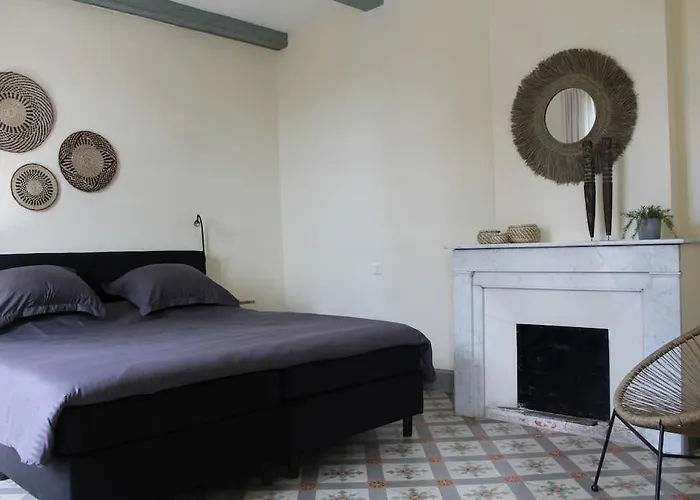 Holiday home Domaine Des Lions - Maison De Charmante A Serignan