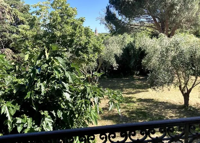 Holiday home Domaine Des Lions - Maison De Charmante A *