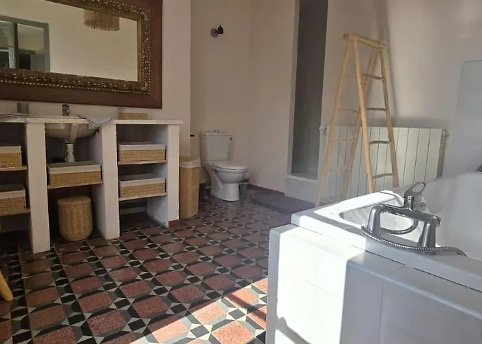 Holiday home Domaine Des Lions - Maison De Charmante A